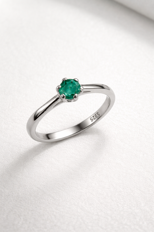 Anillo en Plata 925 con esmeralda Encanto Verde