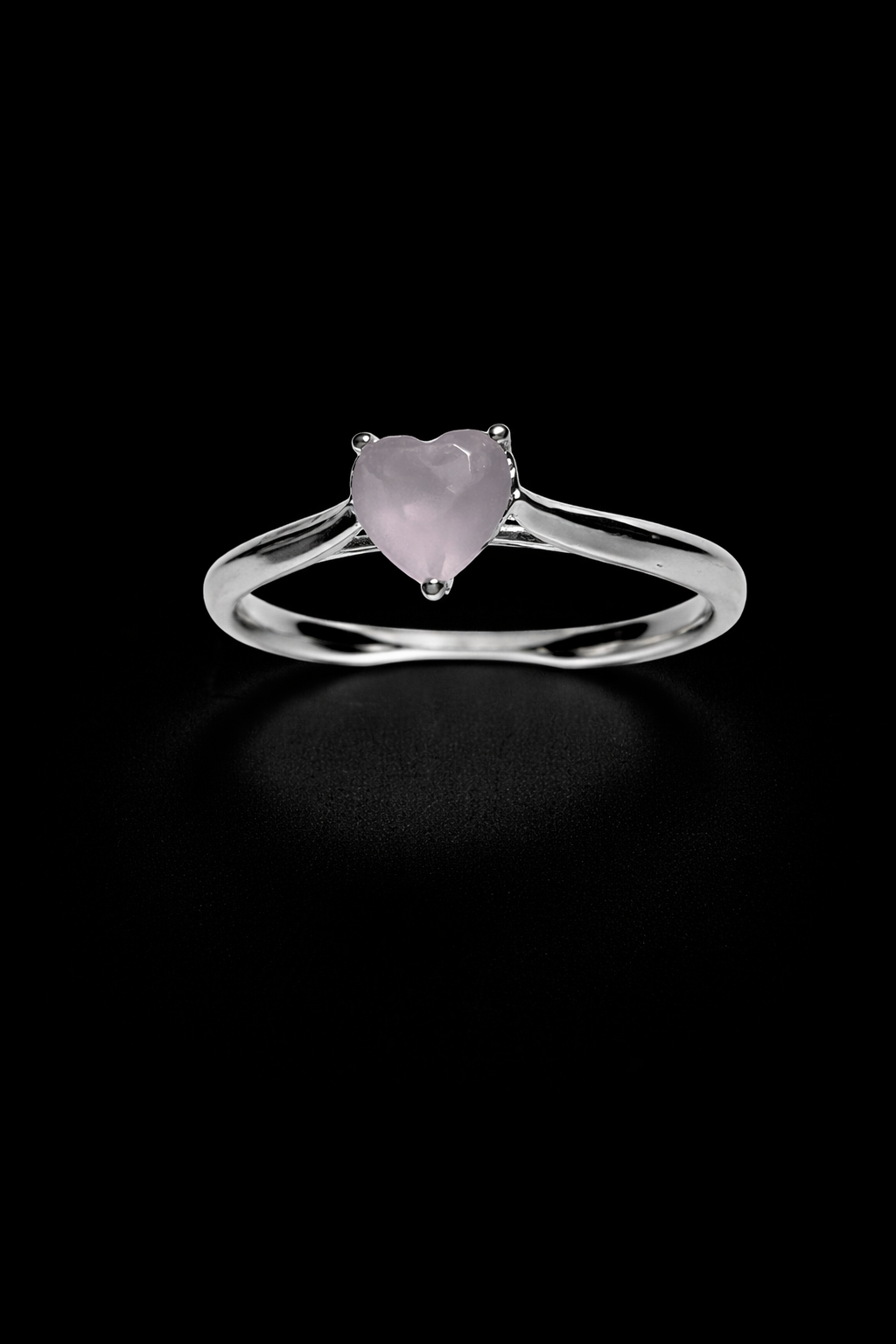 Anillo Corazón de Cuarzo Rosa