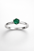 Anillo en Plata 925 con esmeralda Encanto Verde